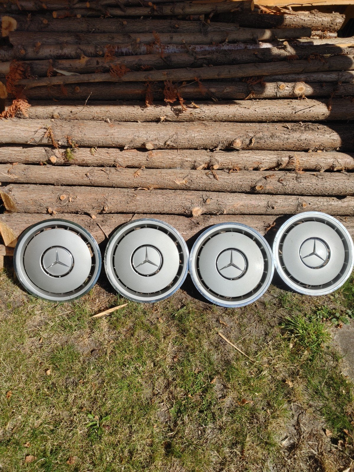 W124 15 inch wieldoppen  Nette staat, perfect voor winterset, Ophalen of Verzenden, Gebruikt