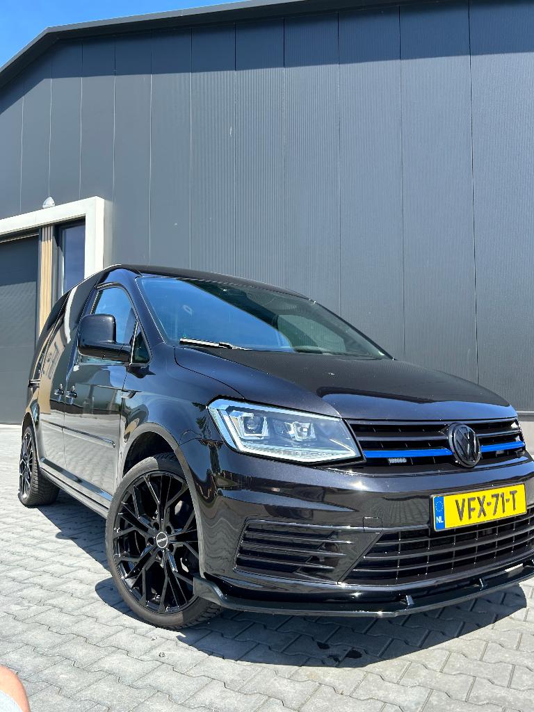Volkswagen Caddy 2.0 TDI 190pk 2020 mk4, Auto's, Voorwielaandrijving, Euro 6, Volkswagen, Zwart