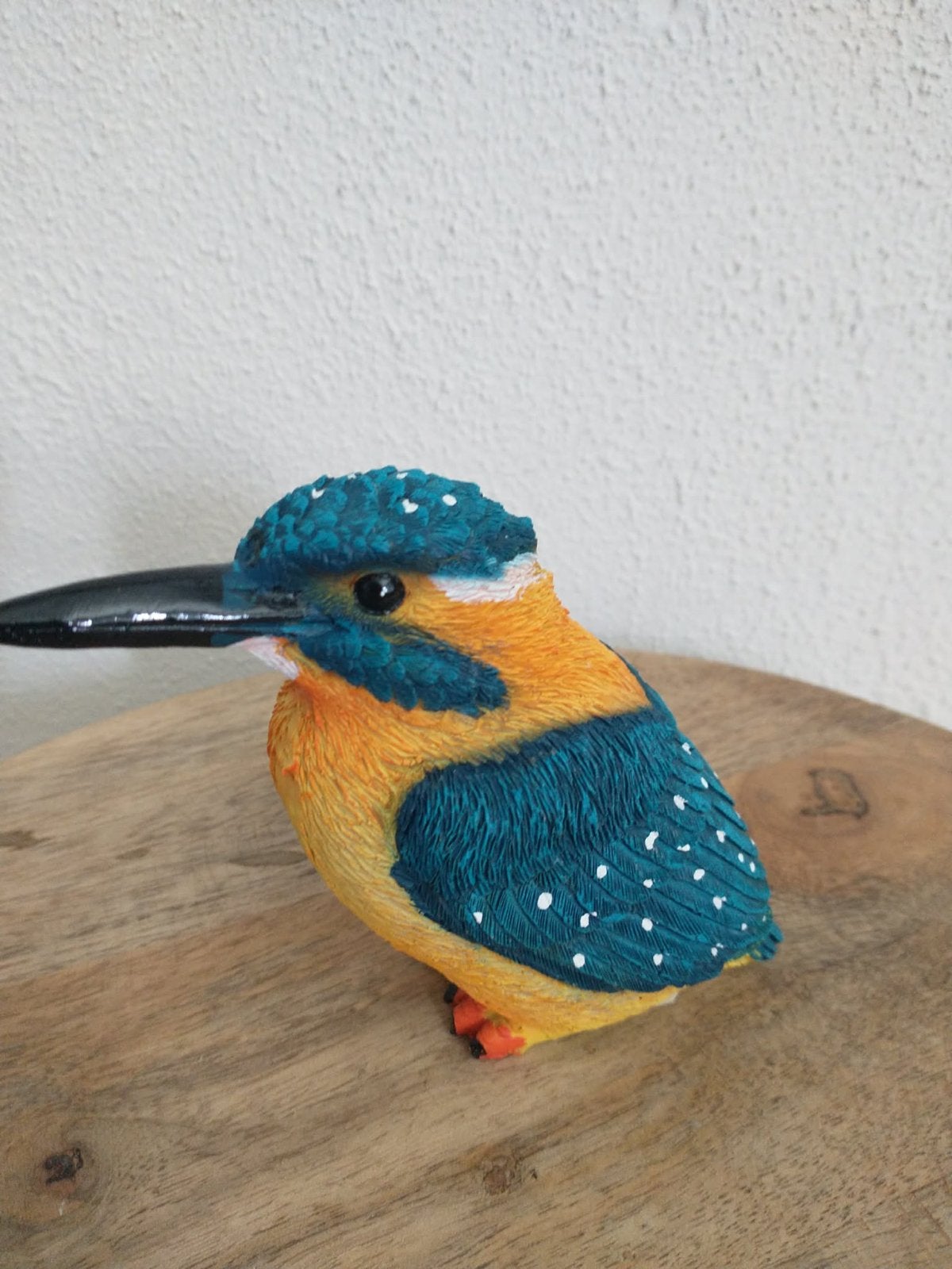 Ijsvogel beeldje van polystone - Farmwood Animals, Huis en Inrichting, Ophalen of Verzenden, Nieuw, Meerkleurig, Composieten