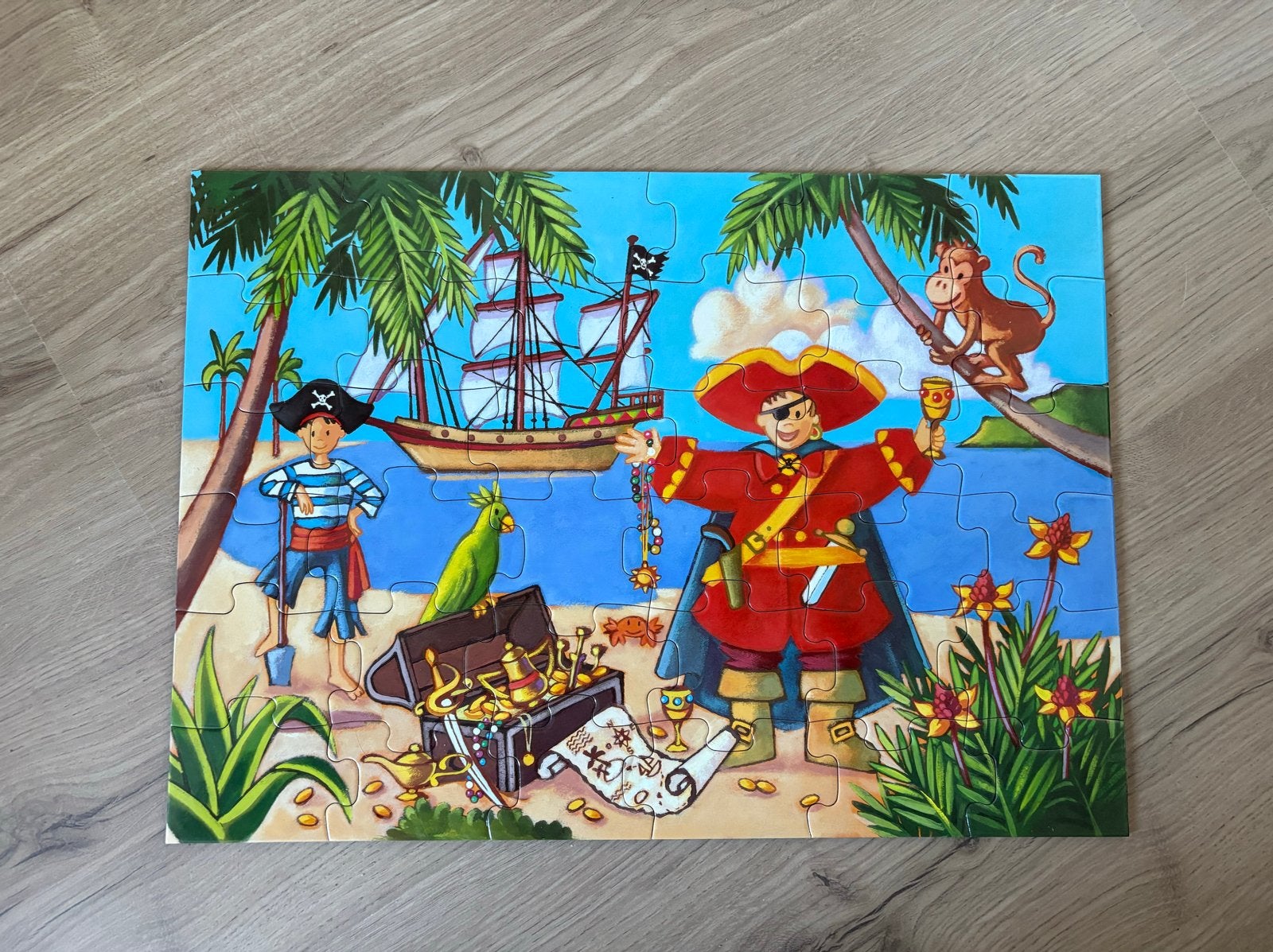 Djeco Piraten Puzzel 36 Stukjes - Zo goed als nieuw, Kinderen en Baby's, Ophalen of Verzenden, 10 tot 50 stukjes, Zo goed als nieuw