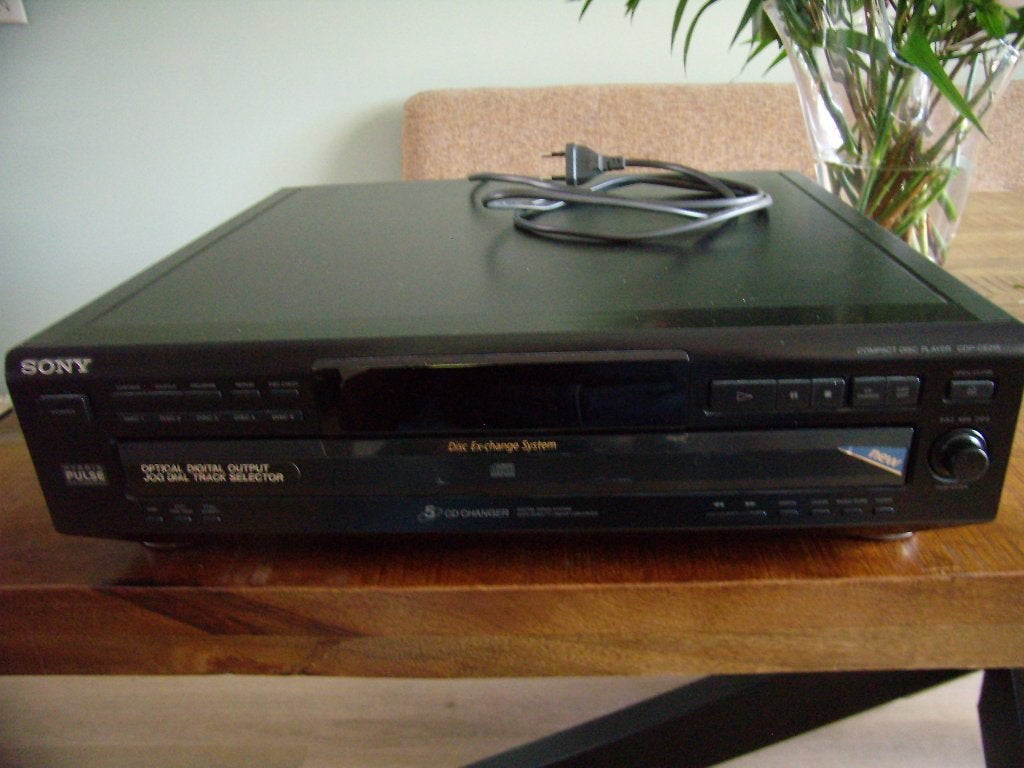 sony  5 cd speler, werkt perfect  CDP-CE 215, Ophalen, Gebruikt, Sony, Wisselaar
