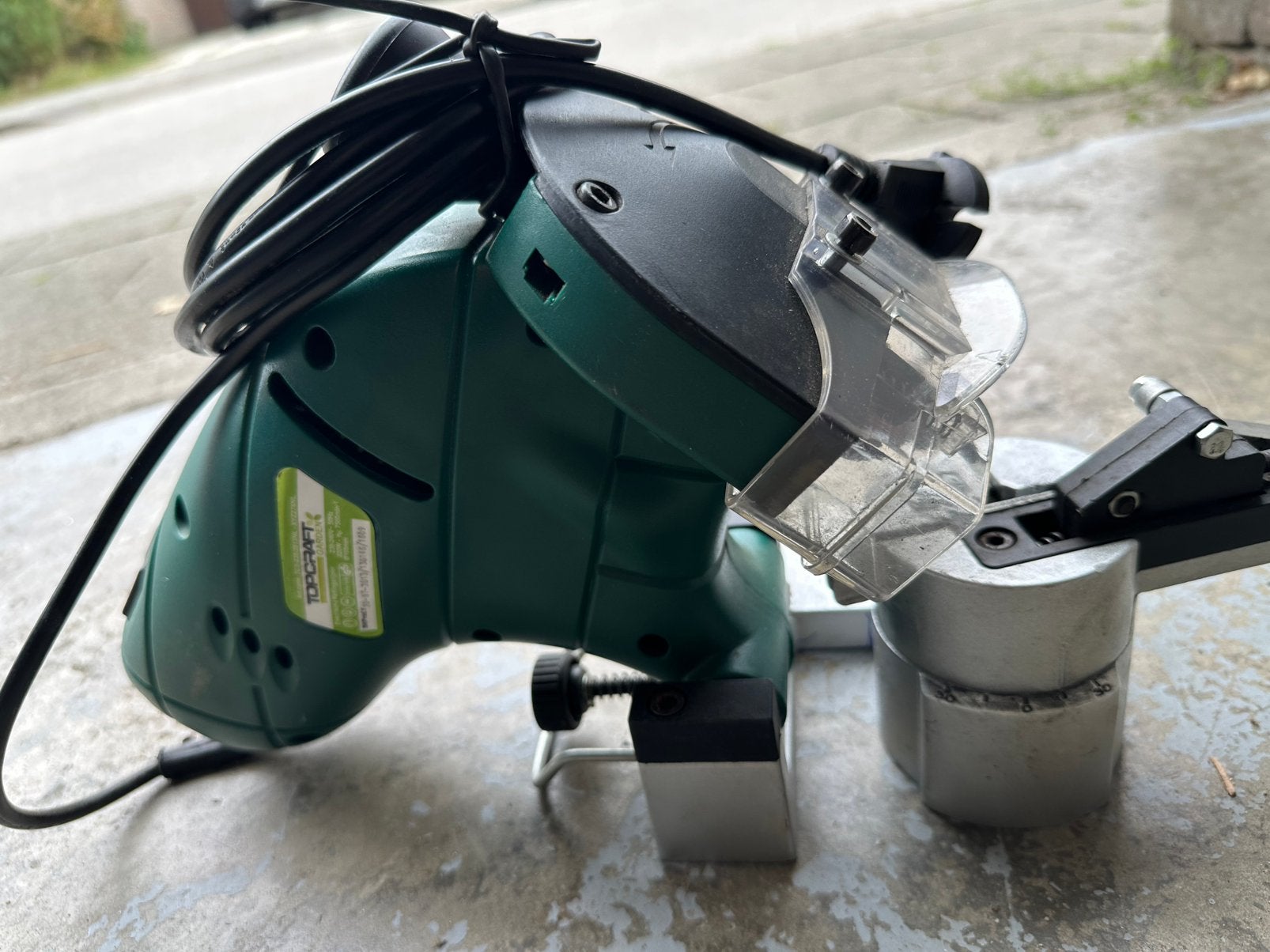 Kettingzaagslijper, Ophalen, Nieuw, Minder dan 700 watt, Haakse handslijpmachine
