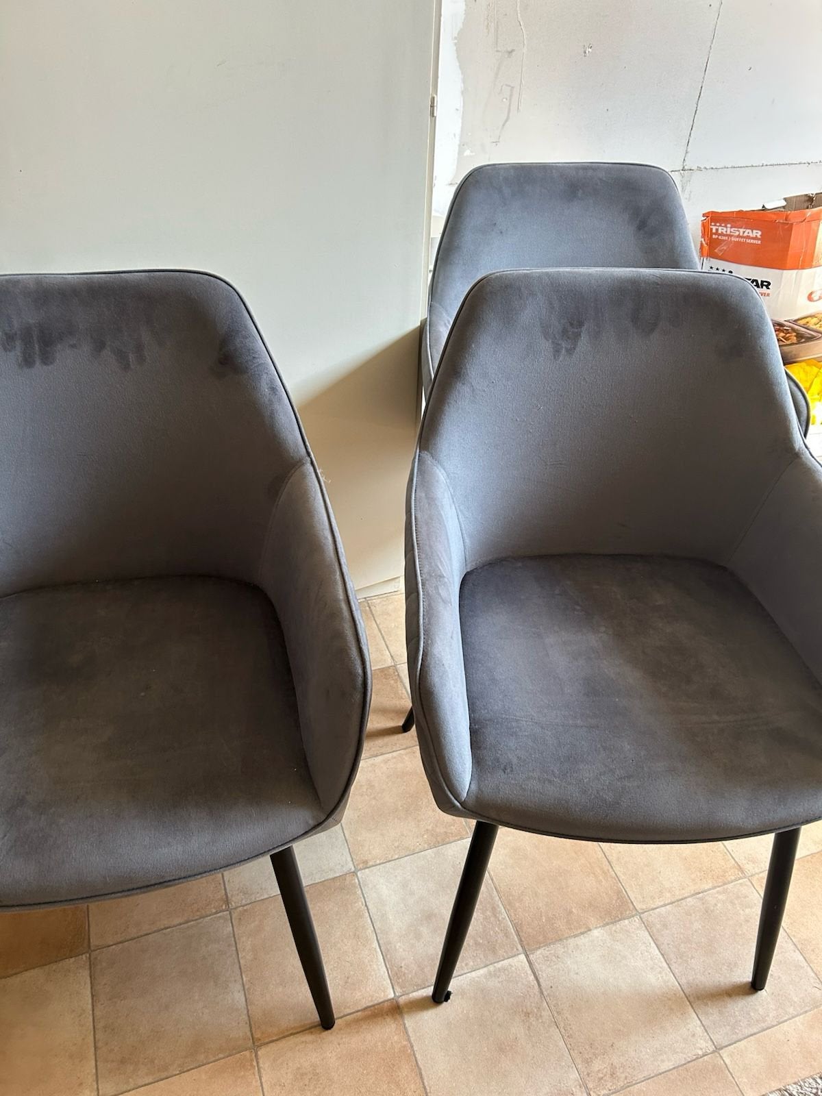 3 grijze velvet eetkamerstoelen, Huis en Inrichting, Stoelen, Ophalen, Drie, Zo goed als nieuw, Stof
