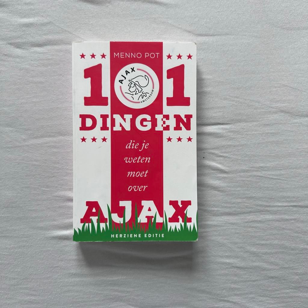 Menno Pot - 101 dingen die je weten moet over Ajax, Menno Pot, Ophalen of Verzenden, Zo goed als nieuw, Balsport