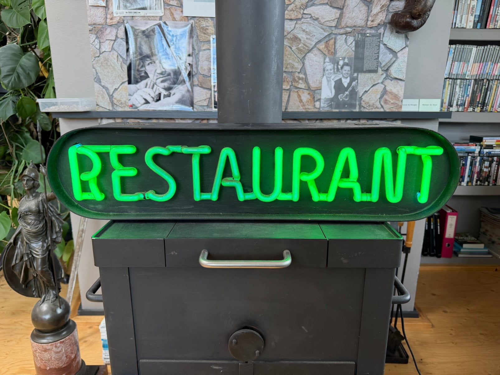 Vintage Neon * Restaurant * Lichtreclame, Ophalen