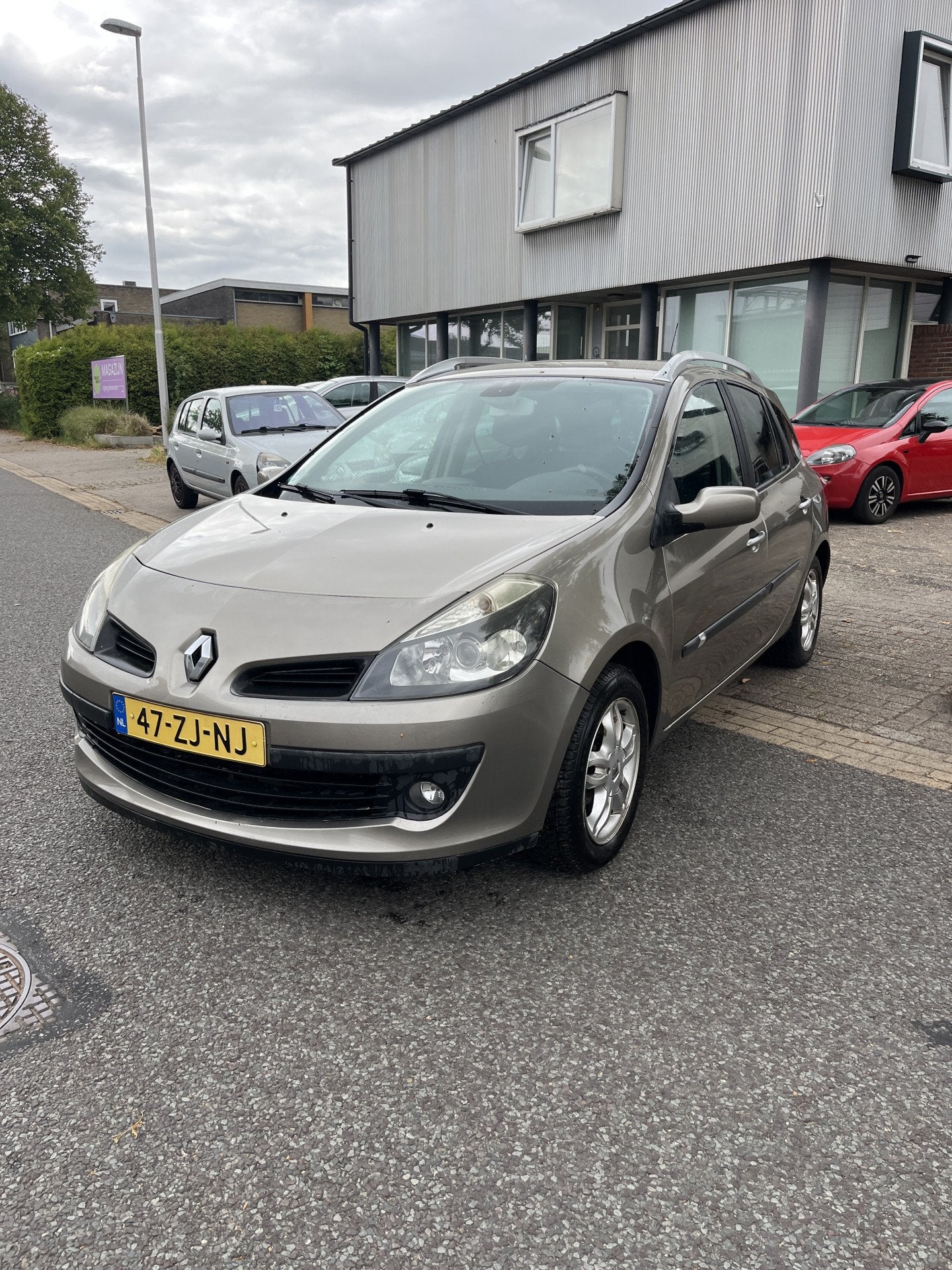 Renault Clio Estate 1.6-16V Dynamique Airco,LPG-G3( EVEN GOE, Auto's, Renault, Voorwielaandrijving, Gebruikt, 4 cilinders, Origineel Nederlands