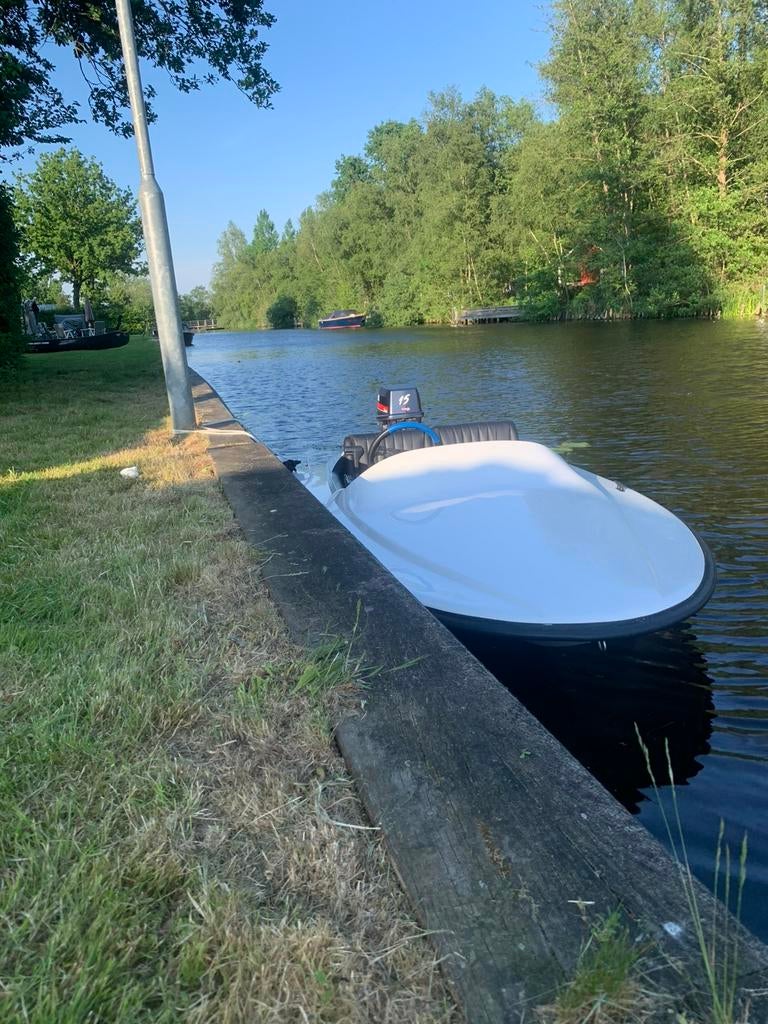 Free Fire boot 15 pk selva, Watersport en Boten, Speedboten, Ophalen, Zo goed als nieuw, Minder dan 70 pk, Buitenboordmotor