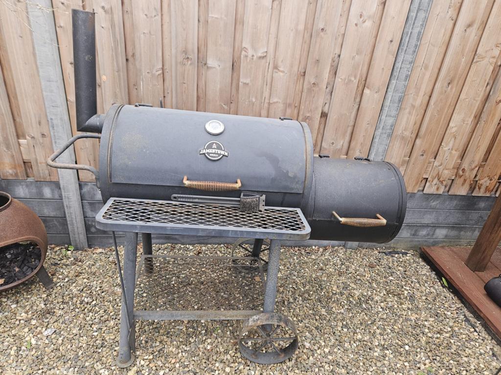 BBQ Smoker Jamestown - Perfect voor heerlijk roken, Ophalen of Verzenden, Gebruikt, Met accessoires