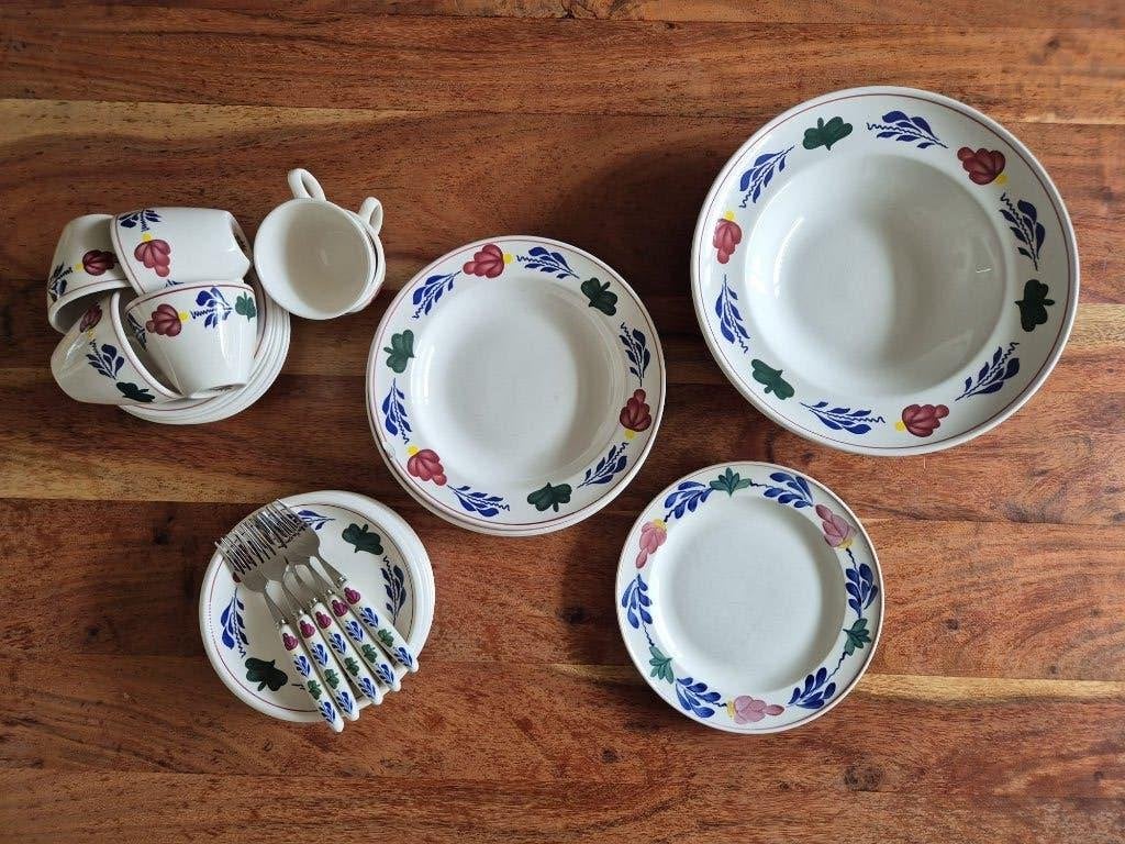 Boerenbont servies delen (als complete set weg), Huis en Inrichting, Keuken | Servies, Ophalen, Gebruikt, Royal Boch, Aardewerk