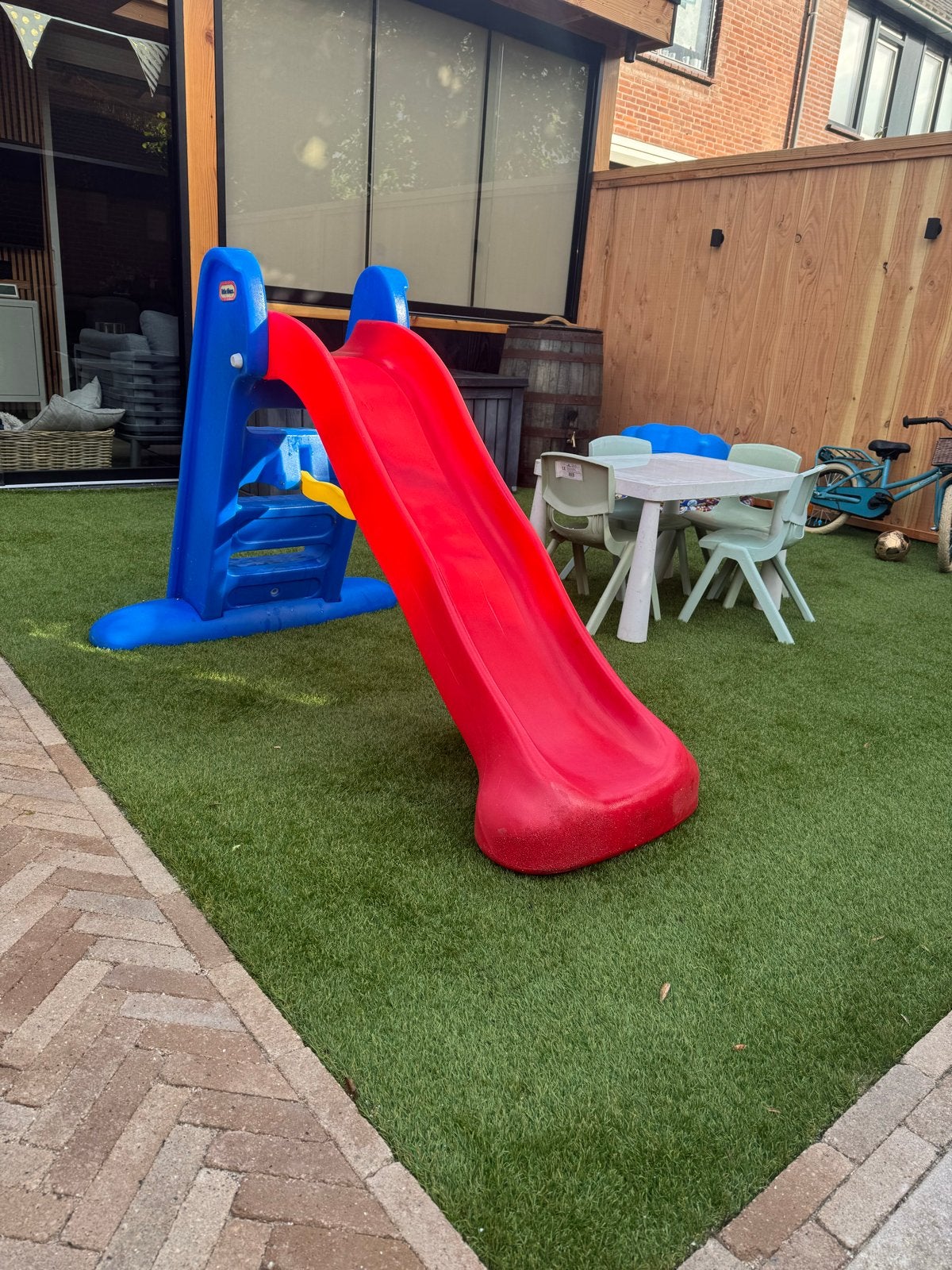 Little Tikes Glijbaan - Peuter - Blauw Rood, Kinderen en Baby's, Speelgoed | Buiten | Speeltoestellen, Ophalen, Gebruikt, Glijbaan