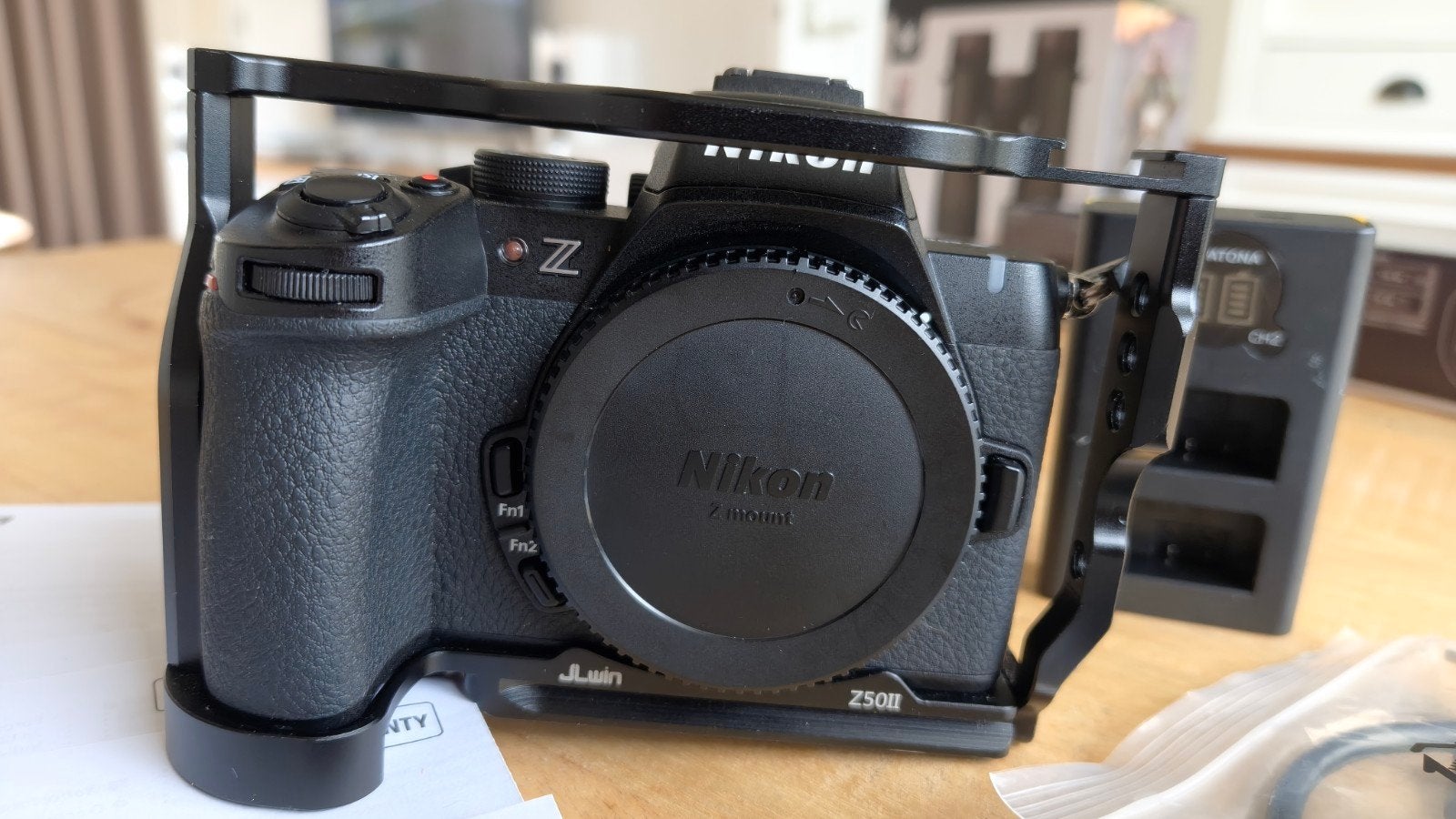 Nikon Z50 II body en draagriem, z.g.a.n., Audio, Tv en Foto, Fotocamera's Digitaal, Ophalen of Verzenden, Zo goed als nieuw, Nikon