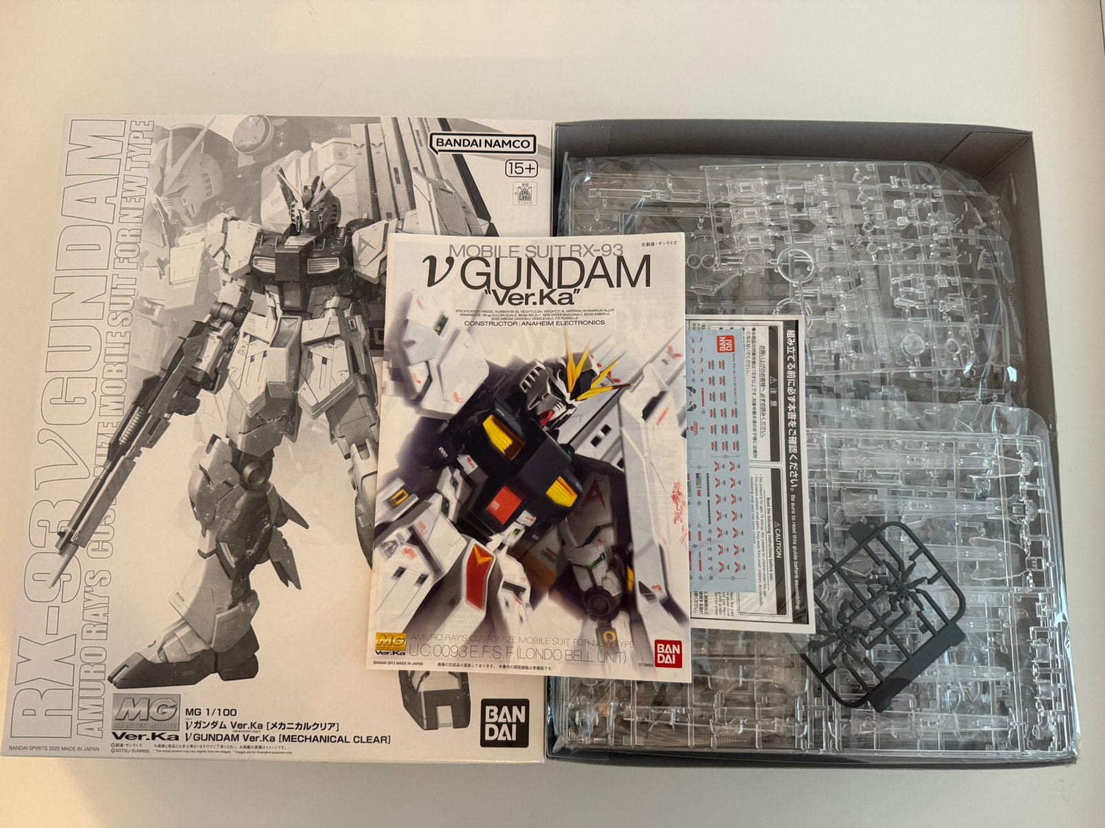 Bandai MG 1/100 RX-93 nu gundam ver.Ka(mechanical clear) kit, Ophalen of Verzenden, Nieuw, 1:50 of kleiner, Figuur of Figuren