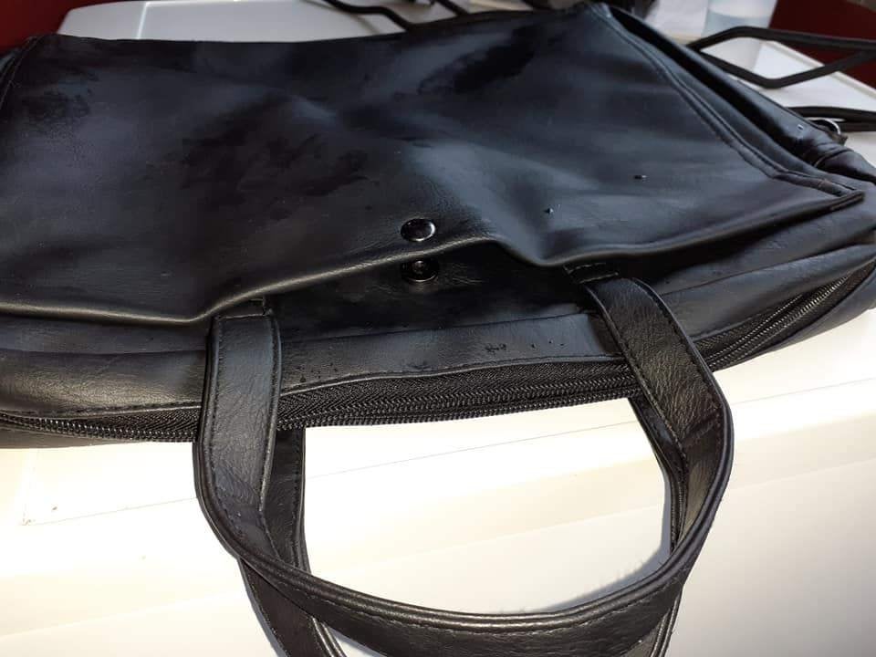 Laptop tas met schouderband. Weinig gebruikt, Ophalen of Verzenden, Zo goed als nieuw, Schoudertas, 15 inch