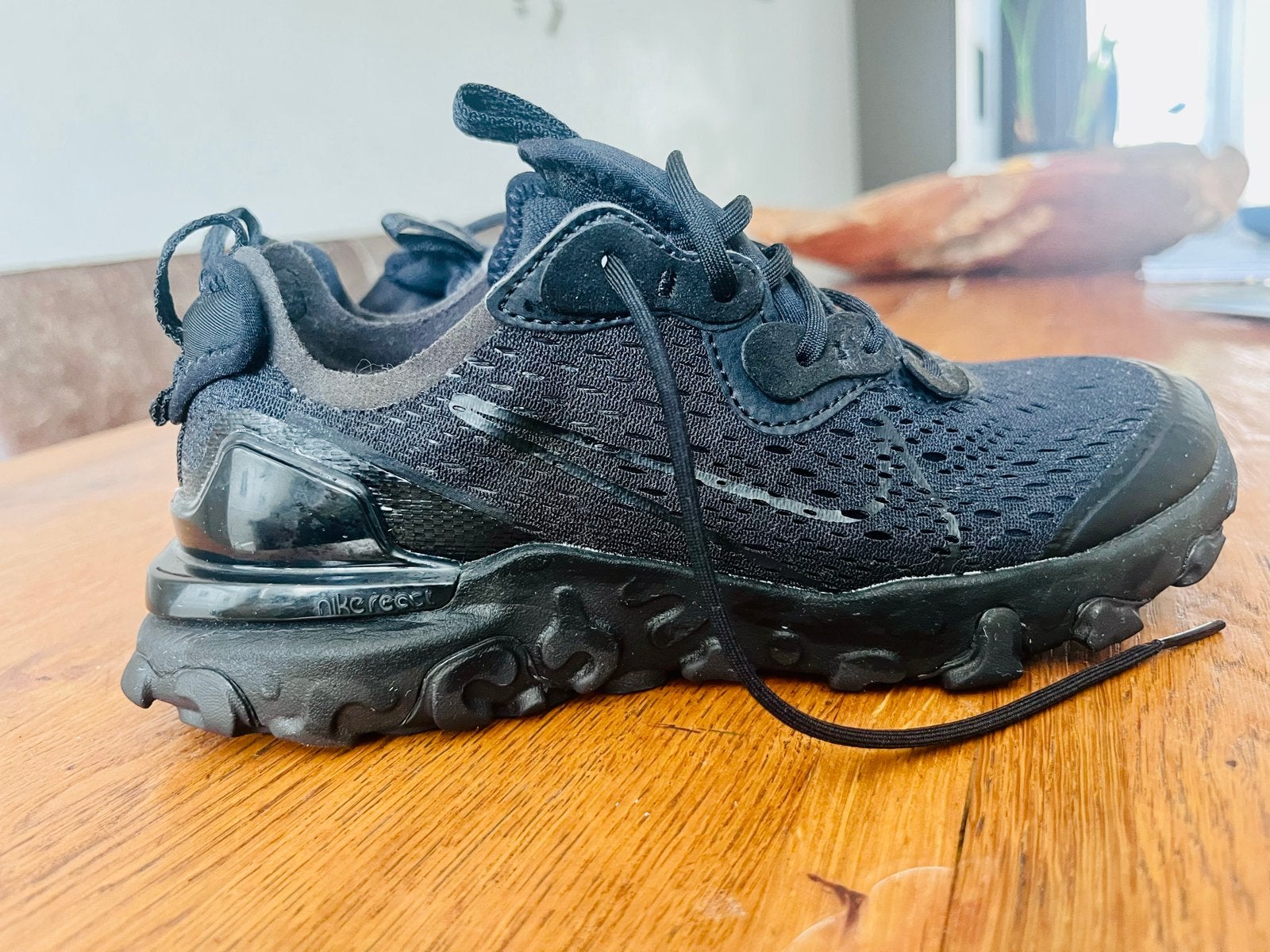 Nieuwe Nike React Vision Triple Black - Maat 35,5, Kleding | Heren, Ophalen of Verzenden, Nieuw, Zwart, Sneakers of Gympen