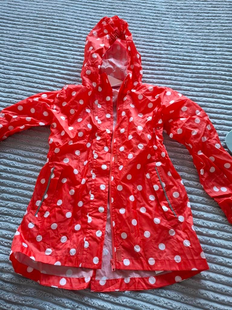 Rood met witte stippen meisjes regenjas, maat 134, Caravans en Kamperen, Regenkleding, Ophalen, Regenjas