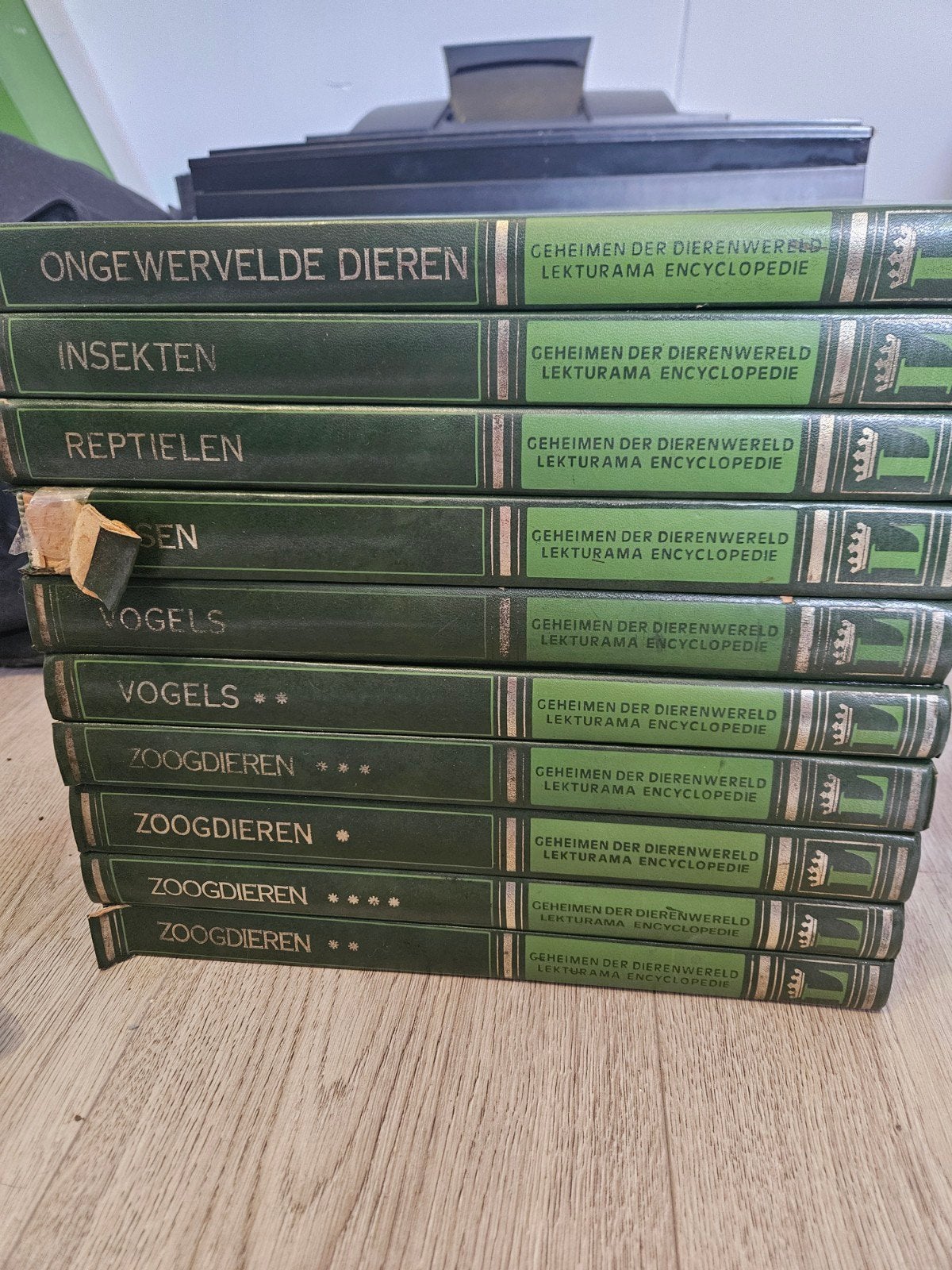 Geheimen der Dierenwereld Lekturama Encyclopedie (10 delen), Boeken, Ophalen, Gelezen, Natuur algemeen