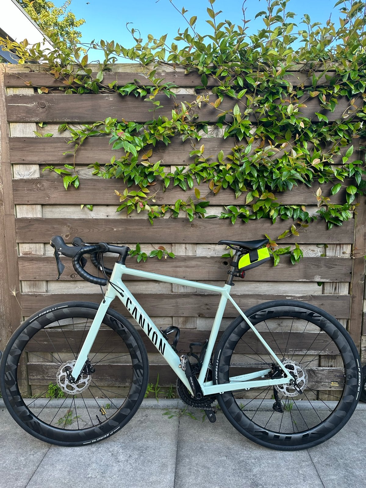 Canyon Endurace AL 7 - Maat M - Carbon Wielen & Upgrades, 28 inch, Heren, Aluminium, Zo goed als nieuw