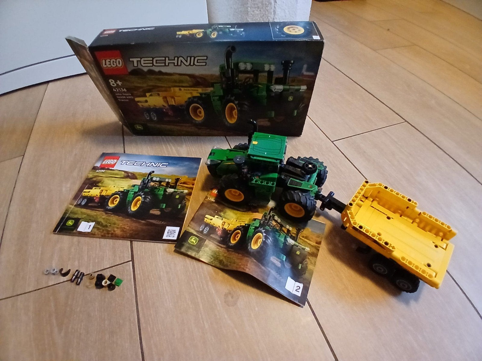 Technic Lego 42136 tractor John Deere ZGAN compleet, Lego, Compleet, Ophalen of Verzenden, Zo goed als nieuw