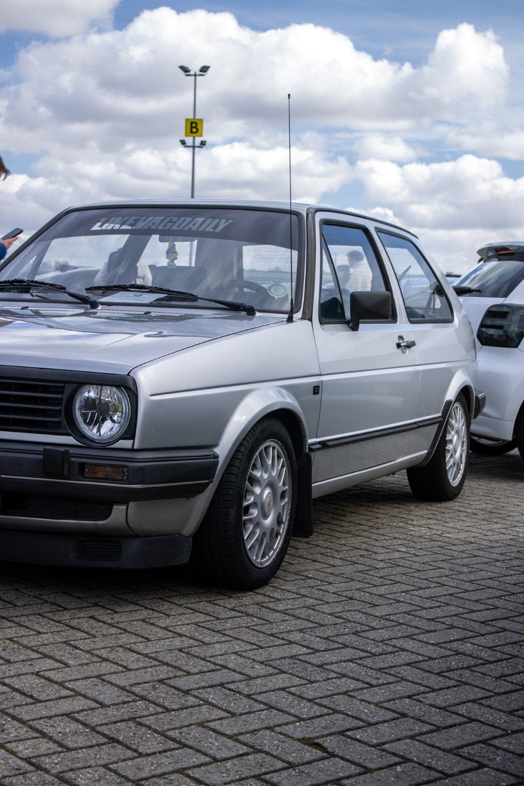 Volkswagen 1983 Grijs, Auto's, Voorwielaandrijving, 450 kg, 74 pk, 920 kg