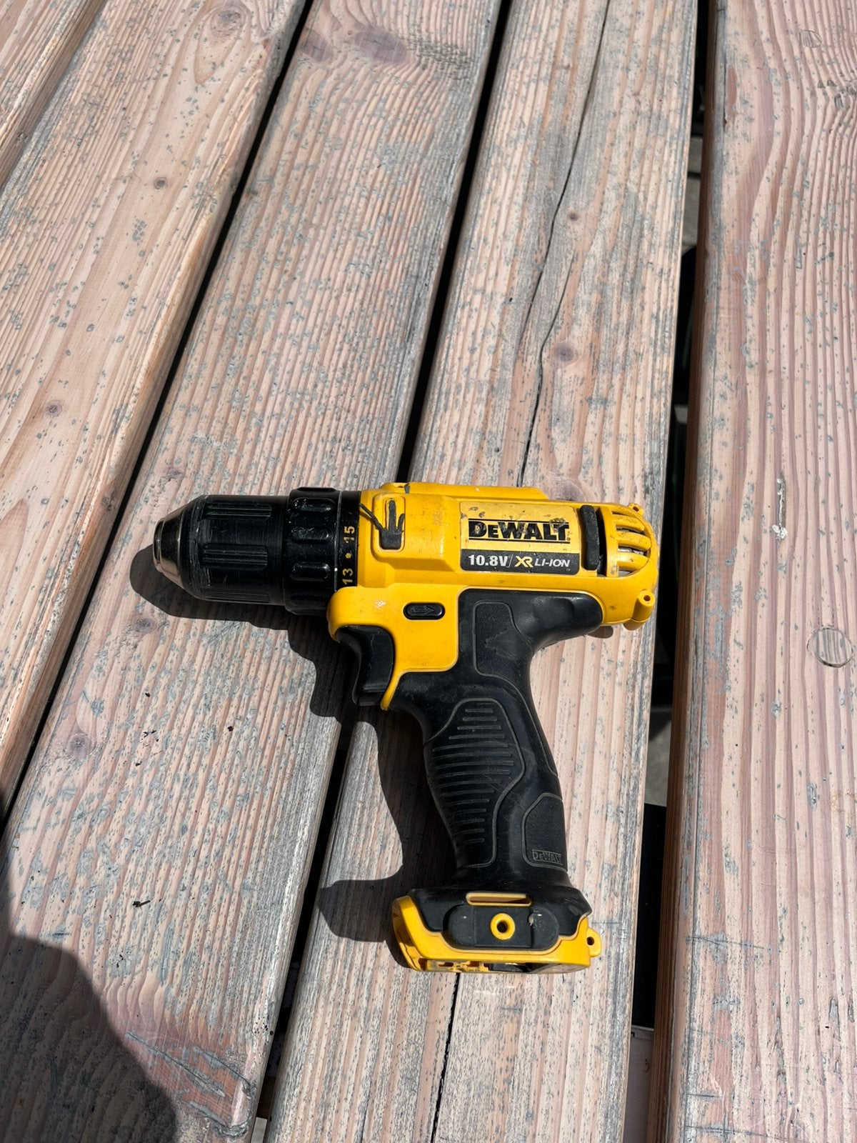 Dewalt dcd710 10,8 volt body defect, Ophalen of Verzenden, Gebruikt, Minder dan 400 watt, Boor- en Schroefmachine