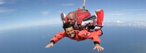 20% korting pp Tandemsprong Paracentrum Zeeland, Tickets en Kaartjes, Drie personen of meer, Augustus