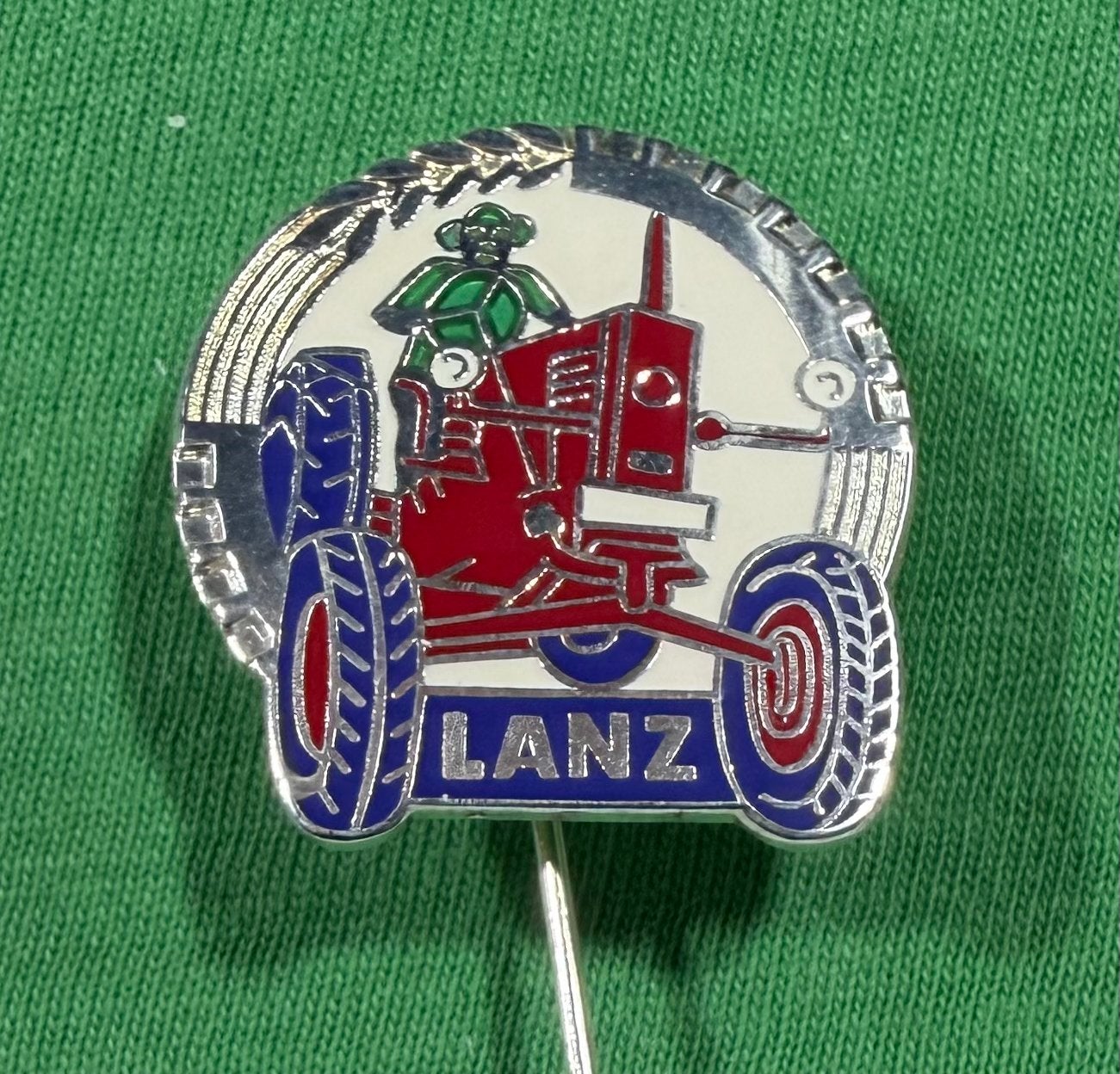 Speldje Lanz tractor emaille, Ophalen of Verzenden, Zo goed als nieuw, Overige onderwerpen