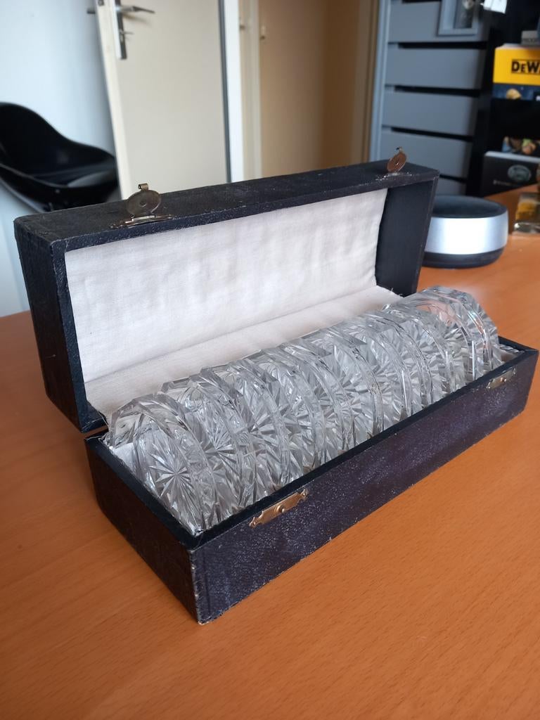 Set van 12 kristallen onderzetters in doos, Antiek en Kunst, Ophalen of Verzenden