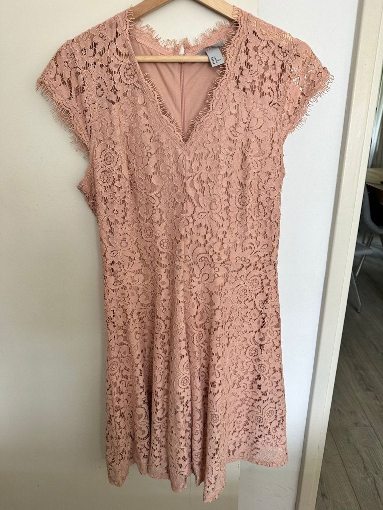 Mooie roze jurk van H&M, maat M, Maat 38/40 (M), H&M, Ophalen of Verzenden, Zo goed als nieuw