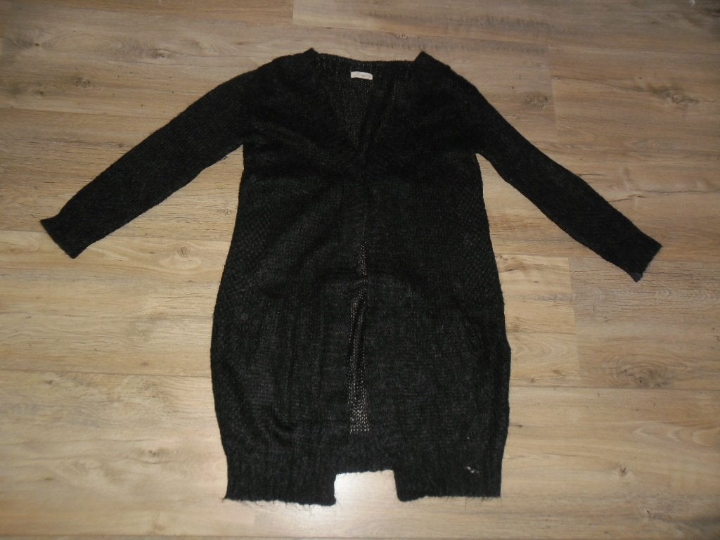 Just Believe Lang Grijs Gehaakt Vest Met Knoop Maat M, Maat 38/40 (M), Ophalen of Verzenden, Zo goed als nieuw, Just Believe