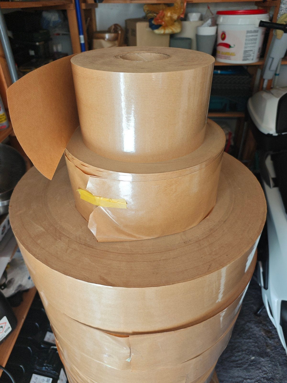 Inpak opvul papier rol 2000m 13cm breed 5 euro per rol!!, Ophalen of Verzenden, Nieuw