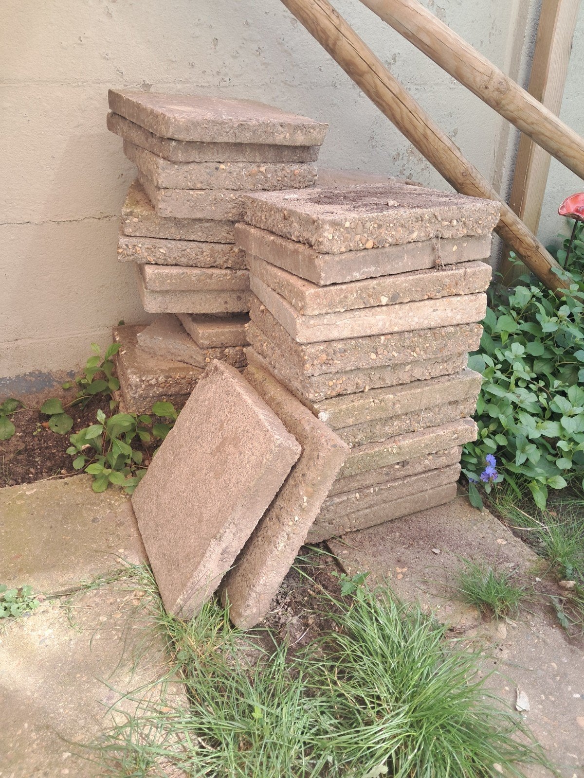 stoeptegels 30x30 (plusminus 80 stuks of 5m2) gratis ophalen, Tuin en Terras, Ophalen of Verzenden, Gebruikt, Beton, Terrastegels
