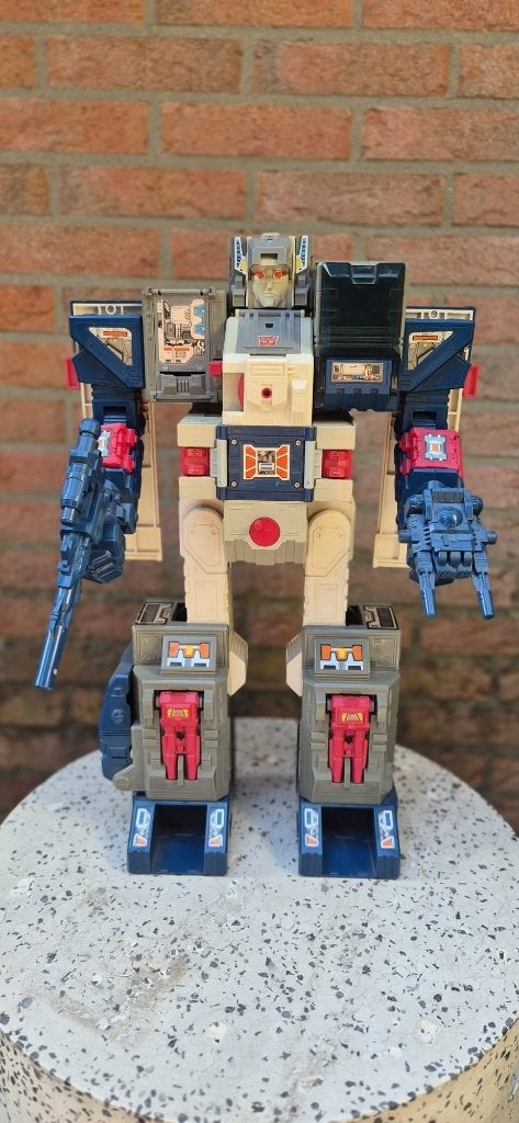 Transformers fortress maximus, Verzamelen, Transformers, Overige generaties, Ophalen of Verzenden, Zo goed als nieuw