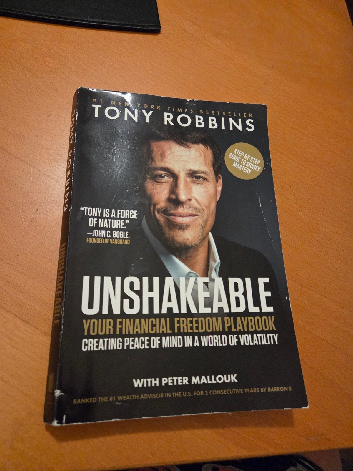 Unshakeable: Financiële Vrijheid door Tony Robbins, Boeken, Ophalen of Verzenden, Gelezen, Geld en Beleggen, Tony Robbins