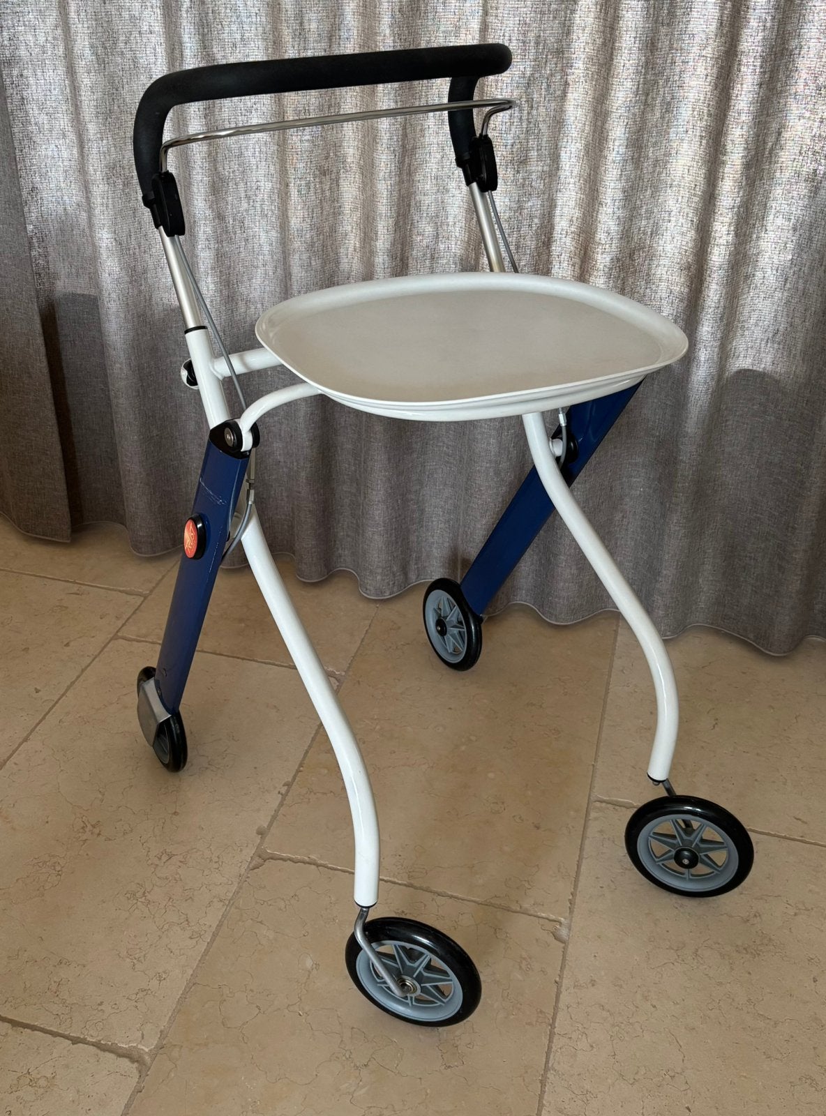 Trustcare Let’s go indoor rollator, Ophalen, Opvouwbaar, Zo goed als nieuw