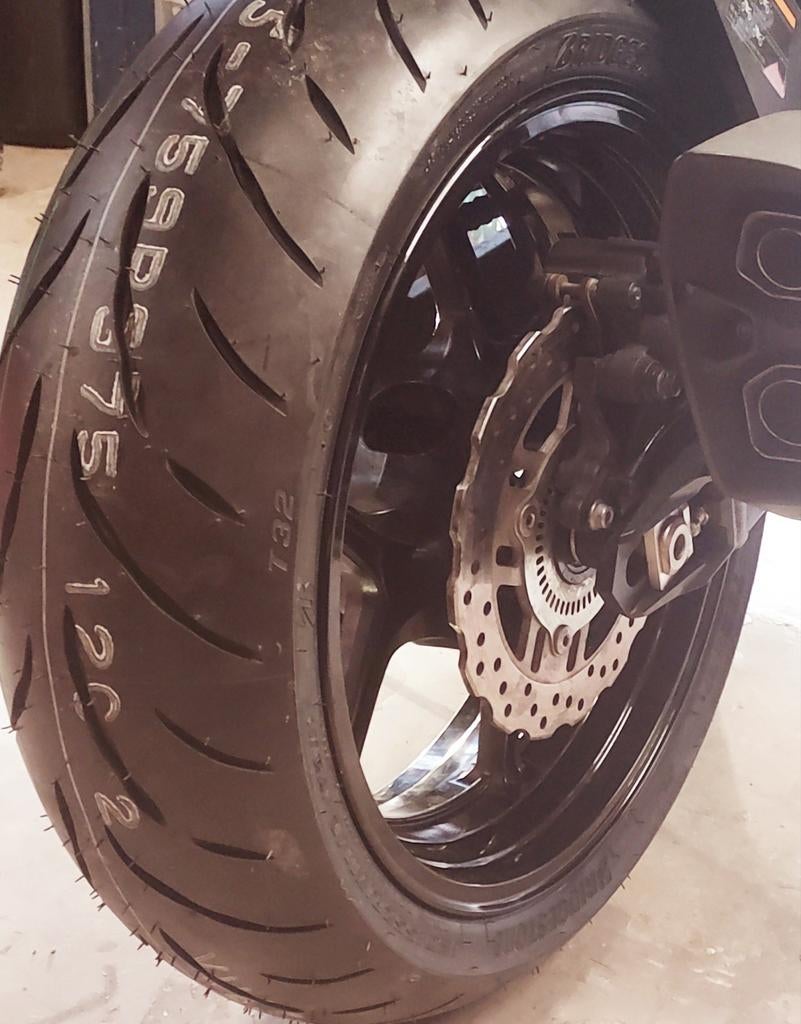 Banden wissel dunlop heidenau bridgestone pirelli, Ophalen