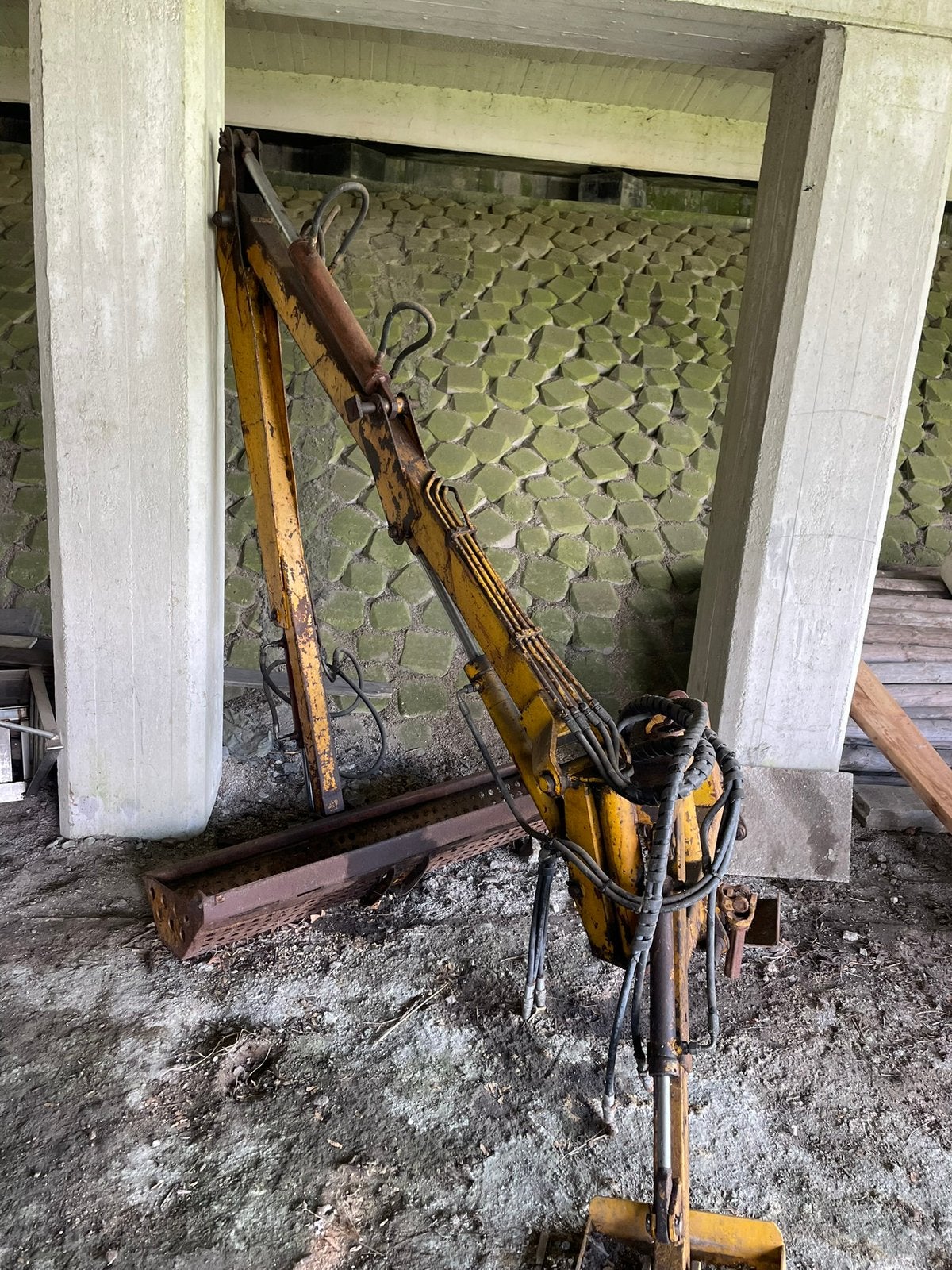 Kraan voor achter de trekker en rolbezem te koop, Ophalen