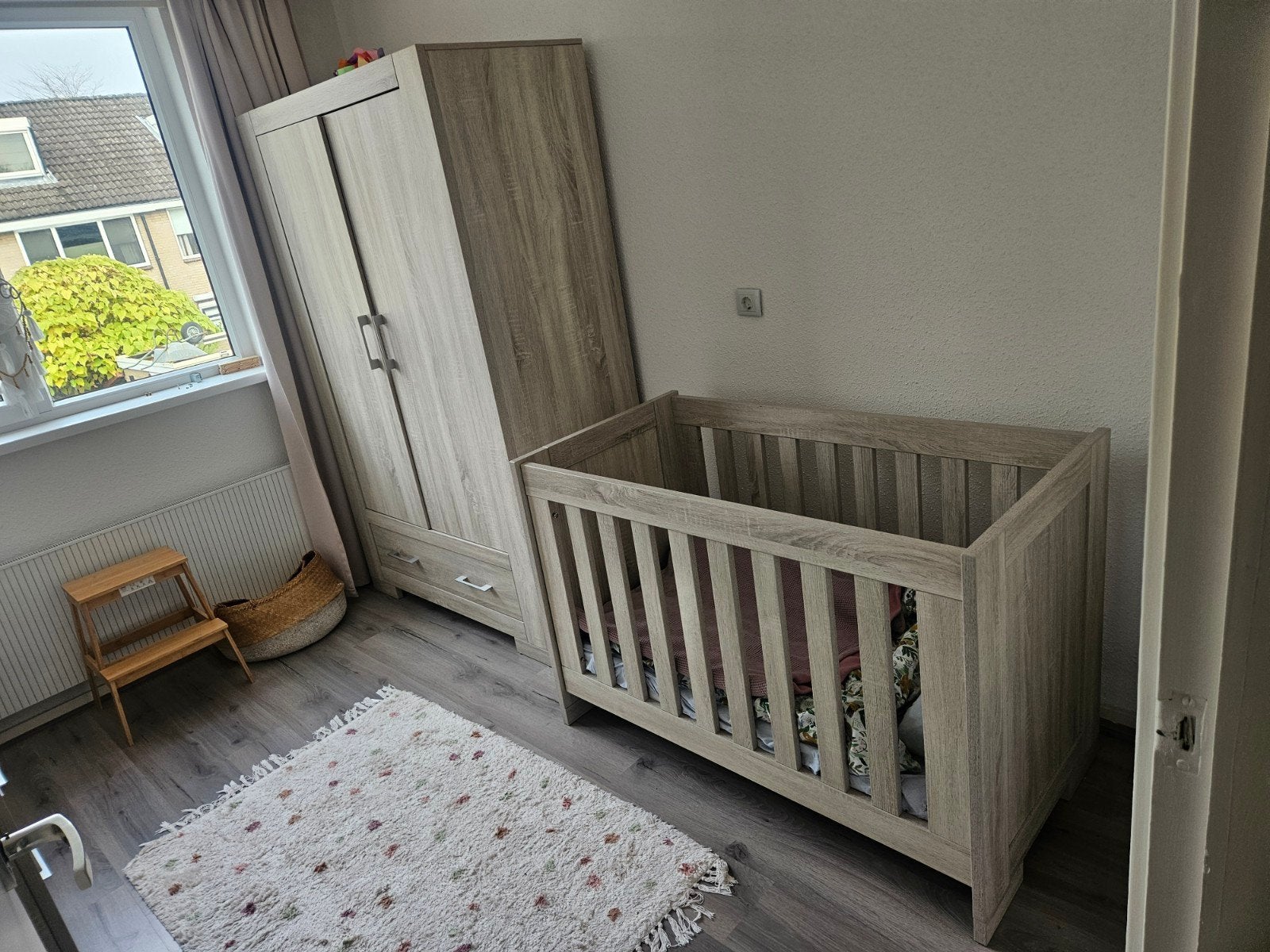 Complete babykamer Interbaby: ledikant, commode, kast, plank, Ophalen, Gebruikt, Jongetje of Meisje