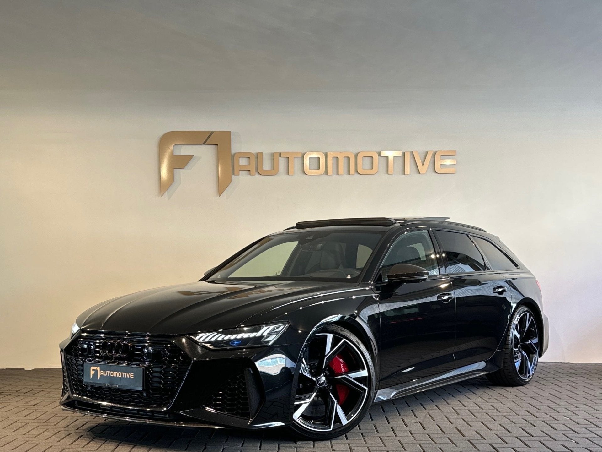 Audi RS6 Avant 4.0 TFSI quattro Pano|Ceramic|Carbon|B&O 3D, Auto's, Automaat, Dealer onderhouden, Gebruikt, 600 pk