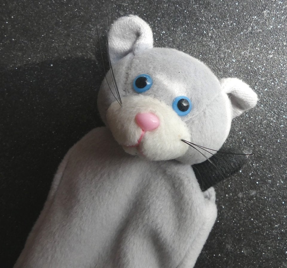 Telefoonhoesje poes pluche grijs kat, Ophalen of Verzenden, Gebruikt, Hoesje of Tasje