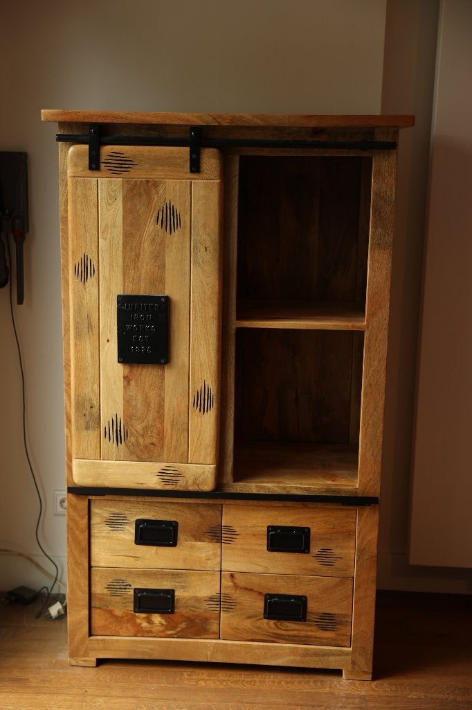 Kast van mango hout, Huis en Inrichting, Kasten | Stellingkasten, Ophalen, Zo goed als nieuw