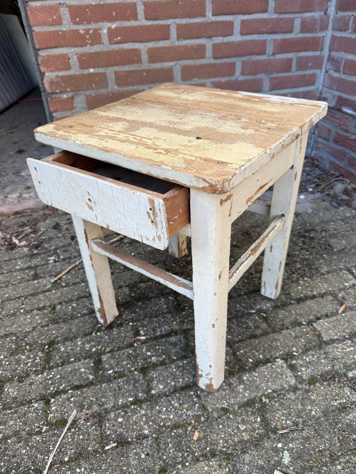 Vintage houten nachtkastje met lade - landelijke stijl, Antiek en Kunst, Ophalen