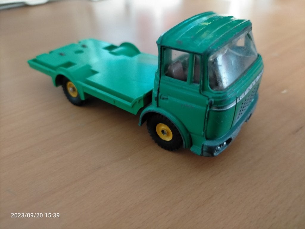 Dinky toys Berliet opknapper, Hobby en Vrije tijd, Modelauto's | 1:50, Ophalen of Verzenden, Gebruikt, Bus of Vrachtwagen, Dinky Toys
