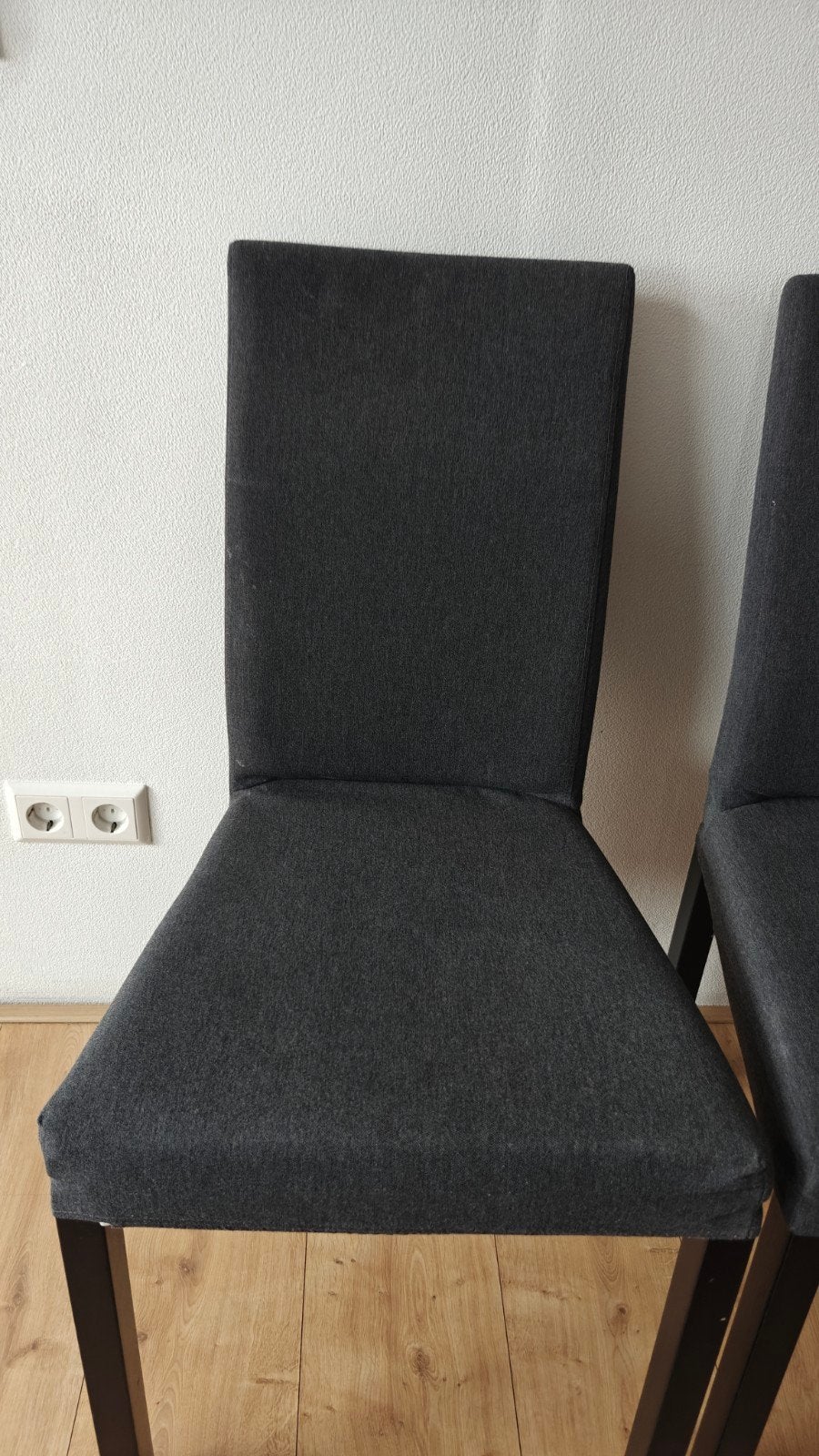 IKEA KATTIL Set van 4 donkergrijze eetkamerstoelen, Ophalen, Hout, Zo goed als nieuw, Vier