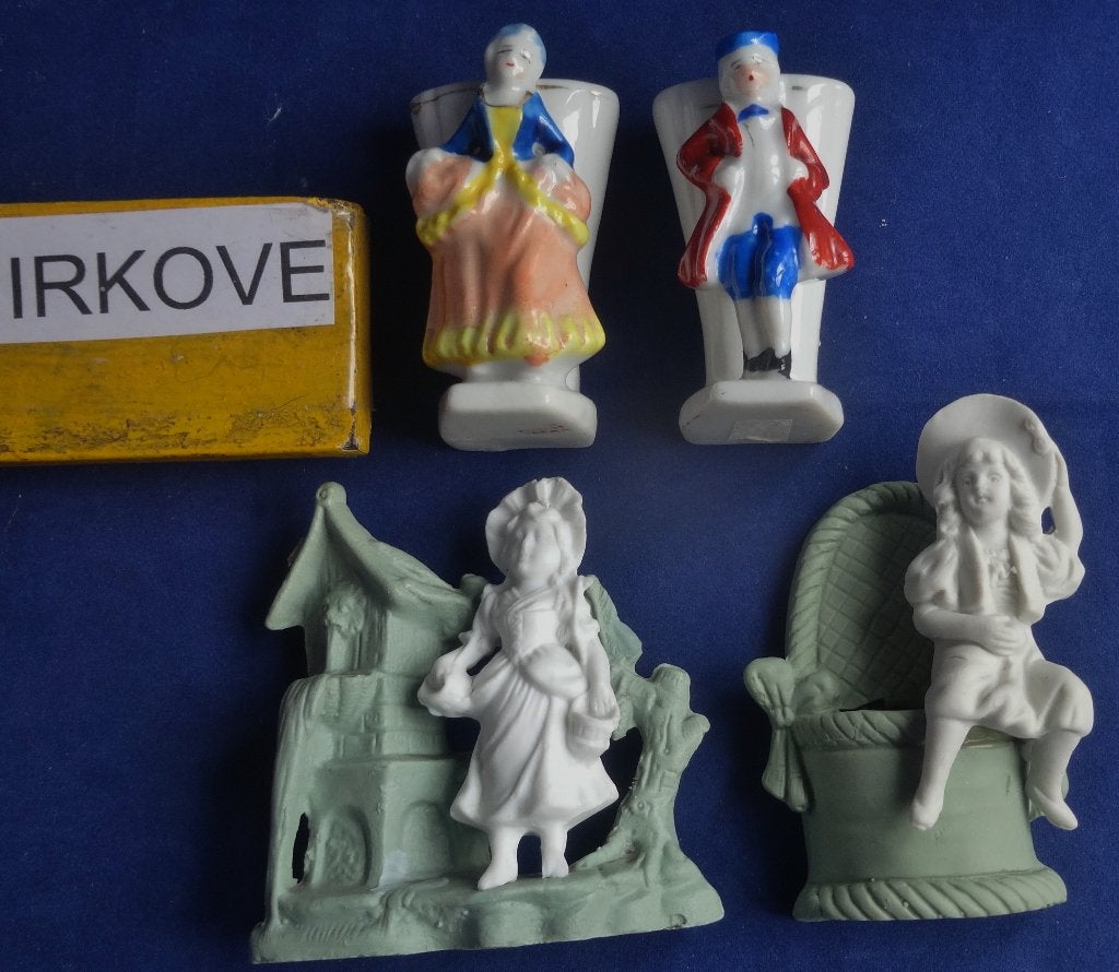 MINI BEELDJES VAN PORSELEIN * 6 Stuks *, Verzenden