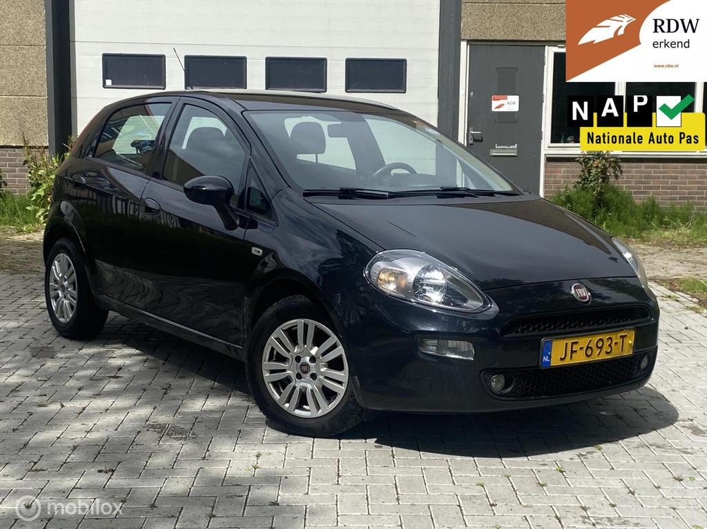 Fiat Punto Evo 0.9 TwinAir Lounge AIRCO/APK NIEUW/ZUINIG, Voorwielaandrijving, Gebruikt, Euro 6, Origineel Nederlands