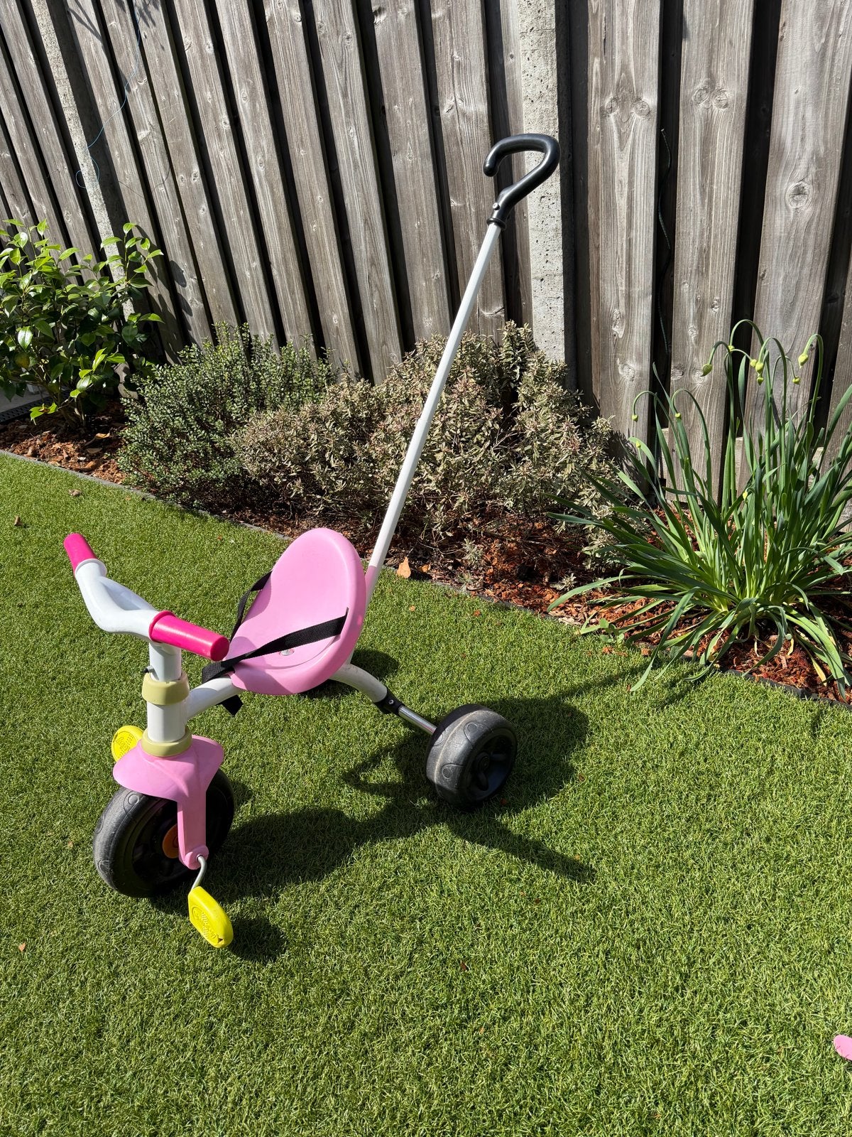 Smoby driewieler met duwstang - Roze, Ophalen, Gebruikt, Duwvoertuig