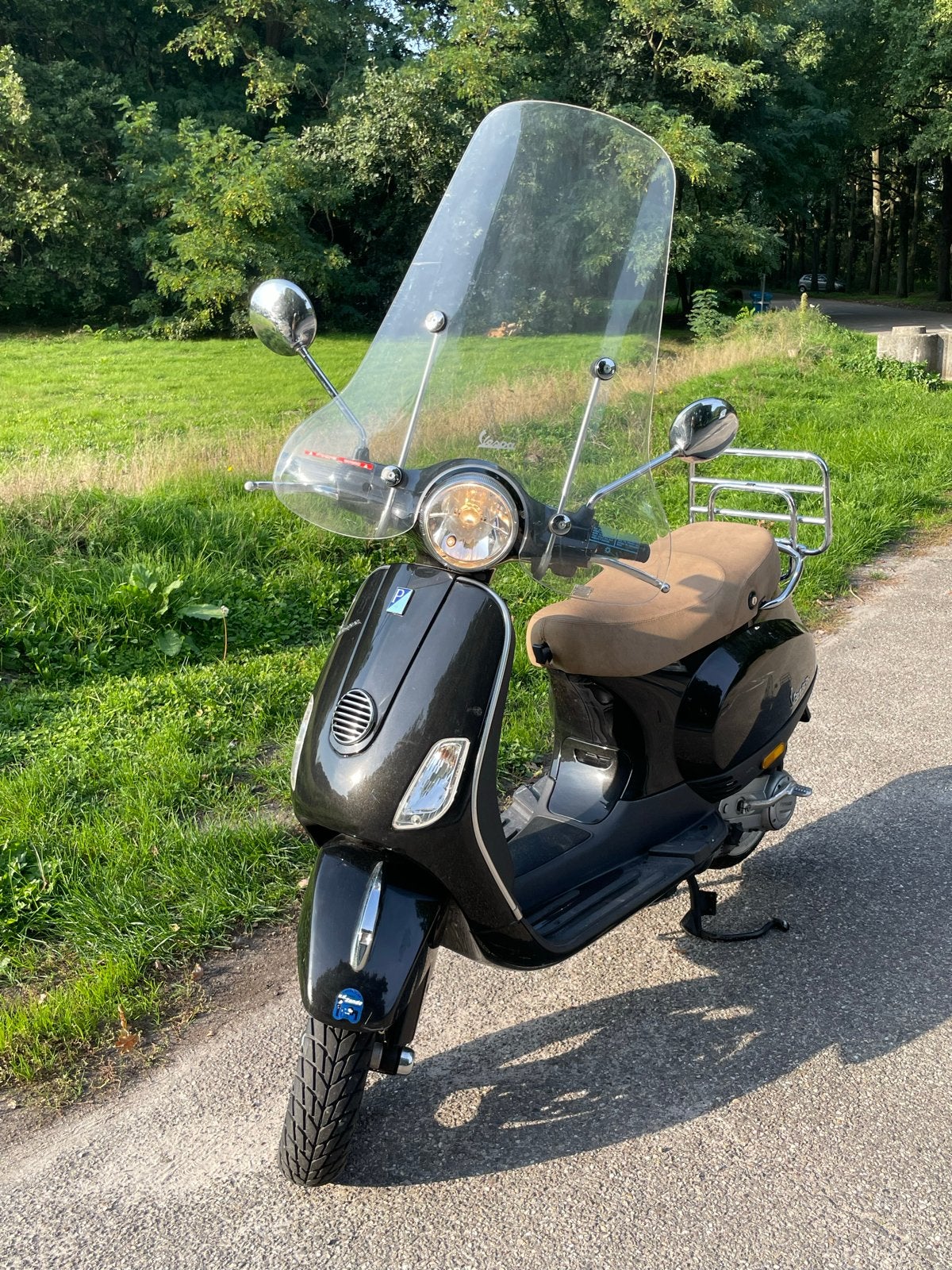 Vespa LX 50 4 takt met hoog windscherm en achterdrager, Ophalen, Gebruikt, Maximaal 45 km/u, Benzine