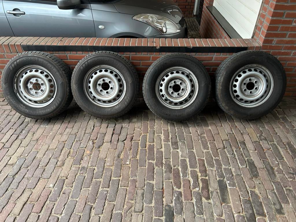 Allseason set Mercedes Sprinter / VW Crafter 6x130, Auto-onderdelen, Banden en Velgen, Ophalen, 16 inch, Banden en Velgen, 235 mm