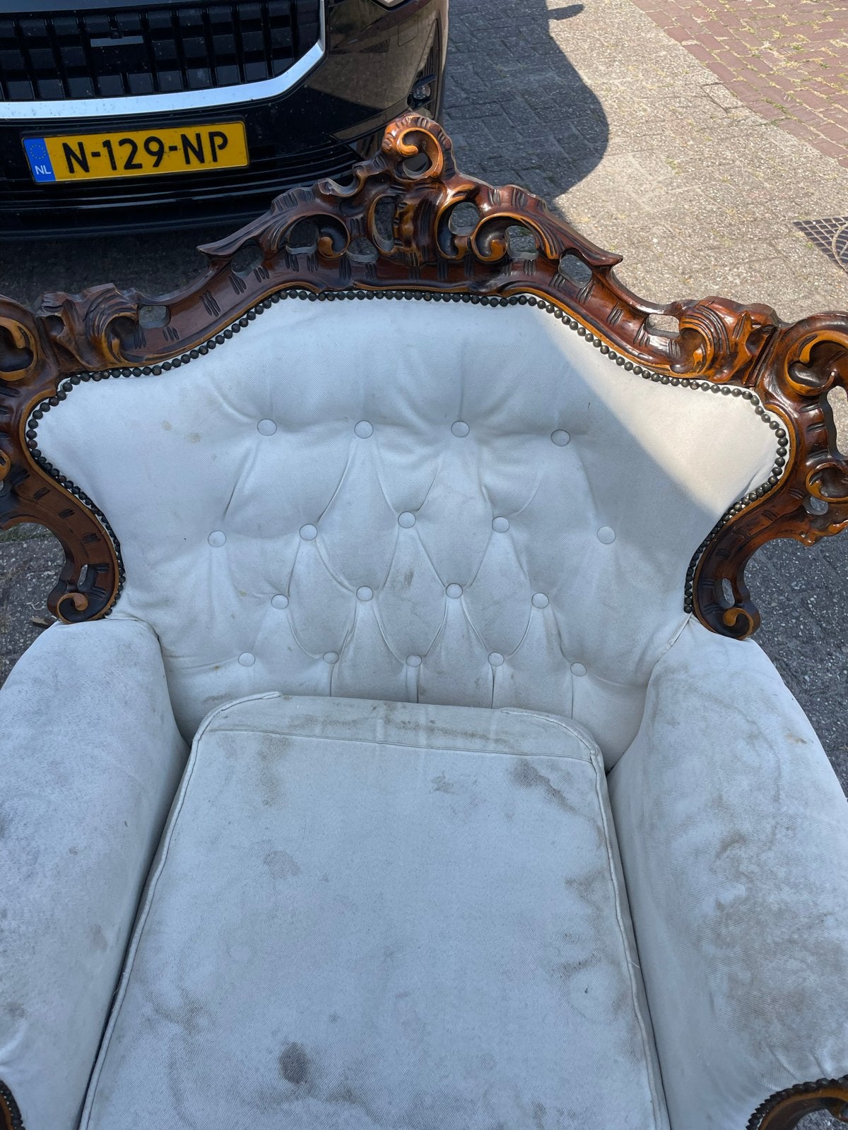 Antieke fauteuil - opnieuw stofferen, Ophalen
