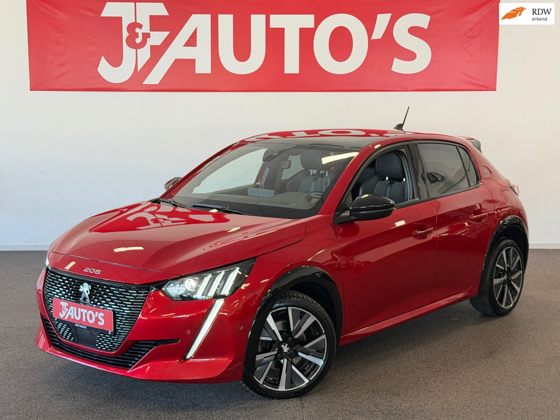 Peugeot 208 1.2 PureTech GT-Line|NAVI|CAMERA|PANORAMA|CRUISE, Auto's, Peugeot, Dealer onderhouden, 101 pk, Gebruikt, Met garantie (alle)